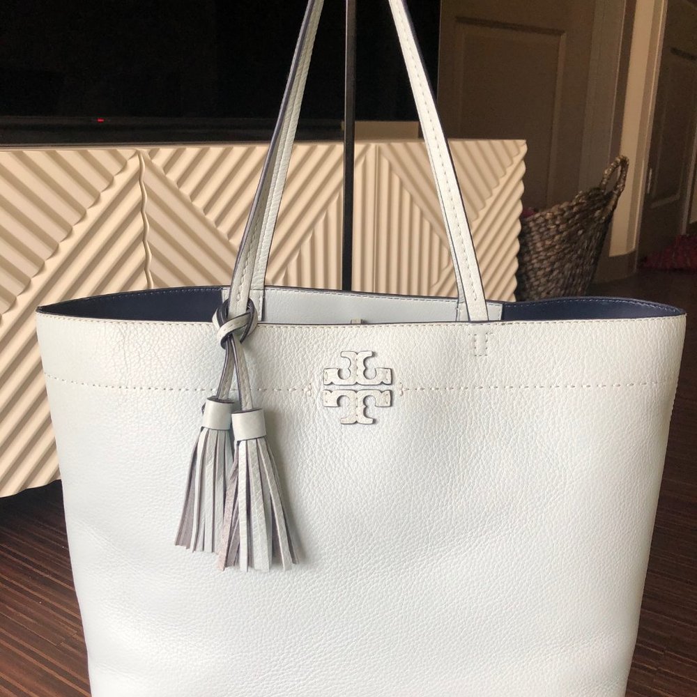 Tory Burch McGraw Tote Bag in Seltzer Blue